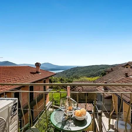 Luce Terra Lejlighed Stresa
