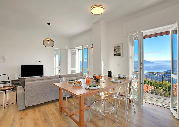 Luce Terra ستريزا