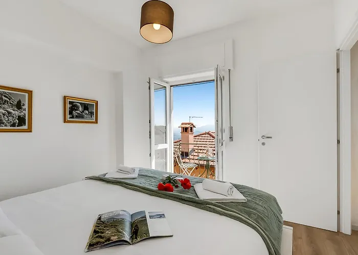 Luce Terra ستريزا